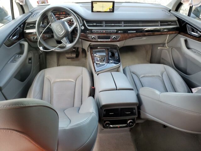 Черный Ауди Ку 7, объемом двигателя 3 л и пробегом 111 тыс. км за 19200 $, фото 7 на Automoto.ua