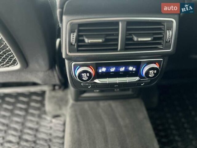 Чорний Ауді Ку 7, об'ємом двигуна 3 л та пробігом 121 тис. км за 37000 $, фото 38 на Automoto.ua