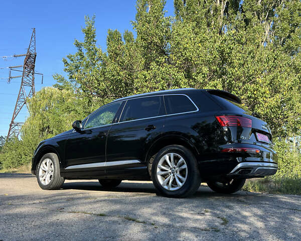 Черный Ауди Ку 7, объемом двигателя 3 л и пробегом 101 тыс. км за 30500 $, фото 3 на Automoto.ua