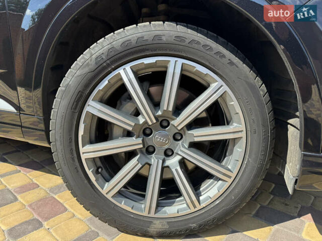 Ауди Ку 7 2018 в Харькове на Automoto.ua Черный Ауди Ку 7, объемом двигателя 3 л и пробегом 150 тыс. км за 36500 $, фото 8 на Automoto.ua