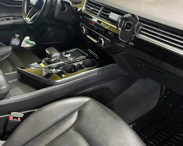 Черный Ауди Ку 7, объемом двигателя 3 л и пробегом 155 тыс. км за 29500 $, фото 8 на Automoto.ua