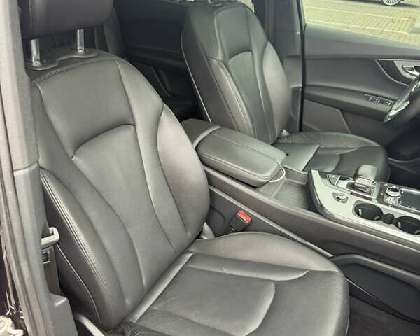 Черный Ауди Ку 7, объемом двигателя 1.98 л и пробегом 288 тыс. км за 23900 $, фото 24 на Automoto.ua