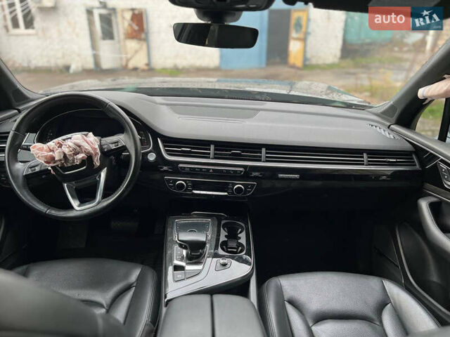 Черный Ауди Ку 7, объемом двигателя 3 л и пробегом 260 тыс. км за 12500 $, фото 10 на Automoto.ua