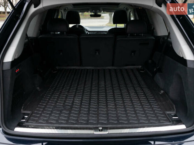 Чорний Ауді Ку 7, об'ємом двигуна 3 л та пробігом 238 тис. км за 23800 $, фото 104 на Automoto.ua