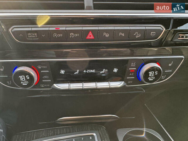 Черный Ауди Ку 7, объемом двигателя 3 л и пробегом 144 тыс. км за 33000 $, фото 24 на Automoto.ua