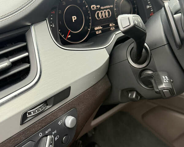 Чорний Ауді Ку 7, об'ємом двигуна 3 л та пробігом 68 тис. км за 36999 $, фото 20 на Automoto.ua