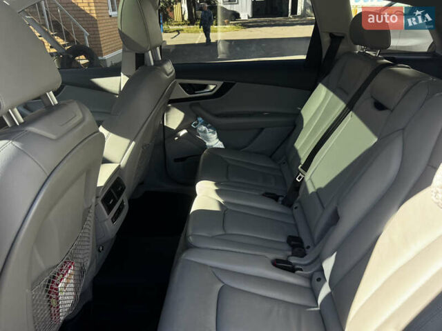 Ауди Ку 7 2018 в Киеве на Automoto.ua Черный Ауди Ку 7, объемом двигателя 2 л и пробегом 129 тыс. км за 32000 $, фото 15 на Automoto.ua