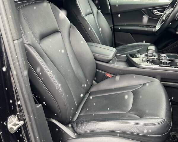 Чорний Ауді Ку 7, об'ємом двигуна 3 л та пробігом 121 тис. км за 37000 $, фото 28 на Automoto.ua