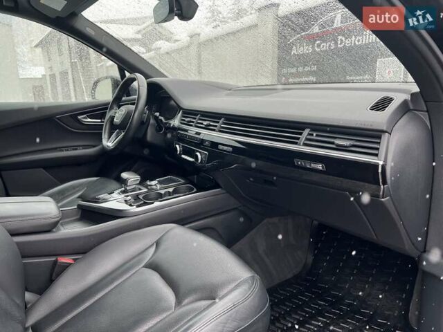 Чорний Ауді Ку 7, об'ємом двигуна 3 л та пробігом 121 тис. км за 37000 $, фото 31 на Automoto.ua