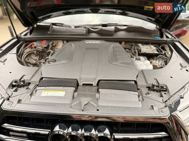 Чорний Ауді Ку 7, об'ємом двигуна 1.98 л та пробігом 84 тис. км за 45300 $, фото 27 на Automoto.ua