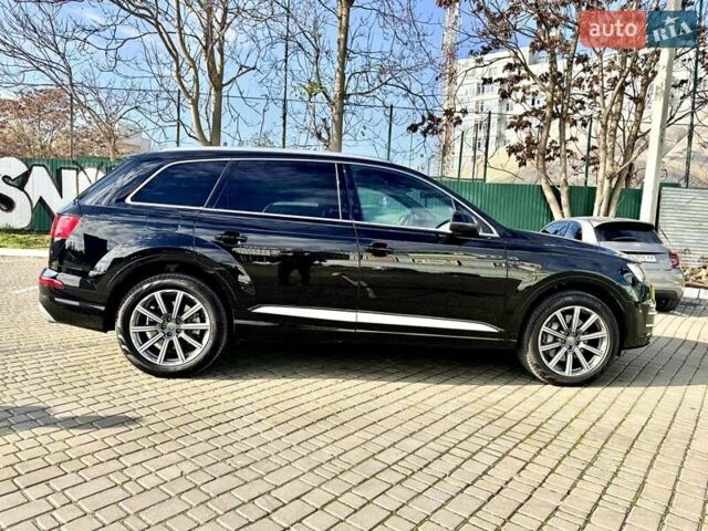 Черный Ауди Ку 7, объемом двигателя 1.98 л и пробегом 77 тыс. км за 36700 $, фото 4 на Automoto.ua