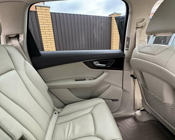 Чорний Ауді Ку 7, об'ємом двигуна 3 л та пробігом 114 тис. км за 36000 $, фото 23 на Automoto.ua