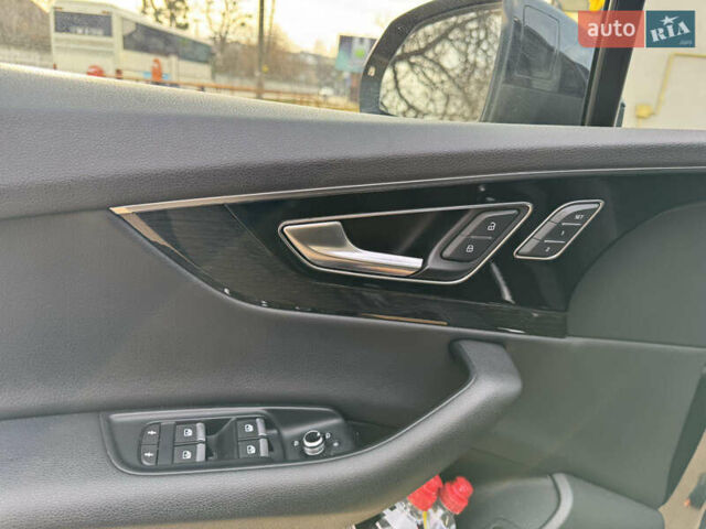 Черный Ауди Ку 7, объемом двигателя 3 л и пробегом 144 тыс. км за 33000 $, фото 17 на Automoto.ua