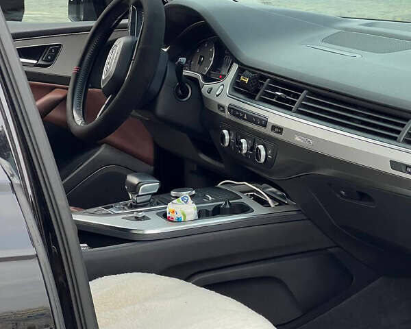 Ауді Ку 7 2018 у Харкові на Automoto.ua Чорний Ауді Ку 7, об'ємом двигуна 2.97 л та пробігом 69 тис. км за 49999 $, фото 19 на Automoto.ua