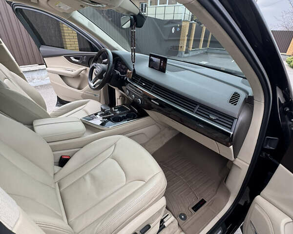 Чорний Ауді Ку 7, об'ємом двигуна 3 л та пробігом 114 тис. км за 36000 $, фото 26 на Automoto.ua