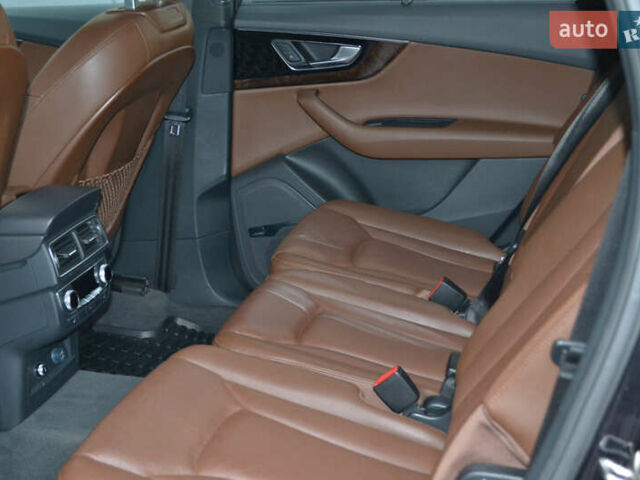 Чорний Ауді Ку 7, об'ємом двигуна 3 л та пробігом 105 тис. км за 39900 $, фото 5 на Automoto.ua