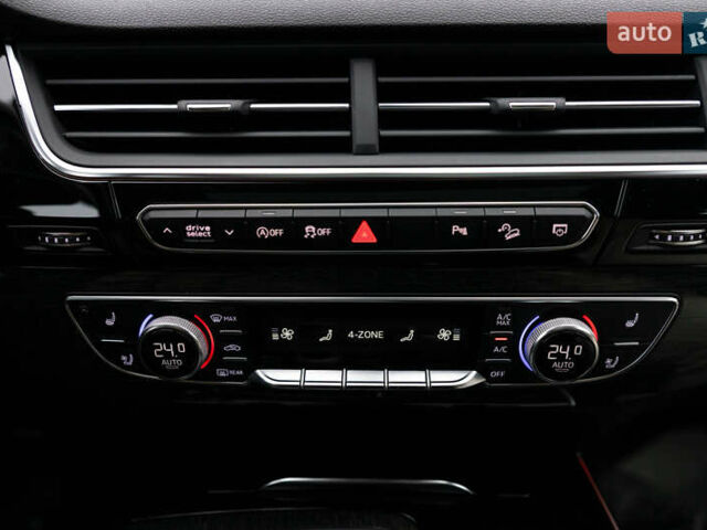 Чорний Ауді Ку 7, об'ємом двигуна 3 л та пробігом 238 тис. км за 23800 $, фото 66 на Automoto.ua