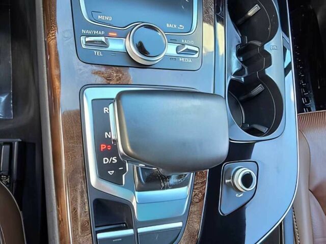 Чорний Ауді Ку 7, об'ємом двигуна 3 л та пробігом 45 тис. км за 9800 $, фото 11 на Automoto.ua