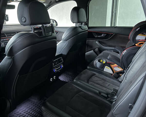 Чорний Ауді Ку 7, об'ємом двигуна 2.97 л та пробігом 241 тис. км за 44999 $, фото 12 на Automoto.ua