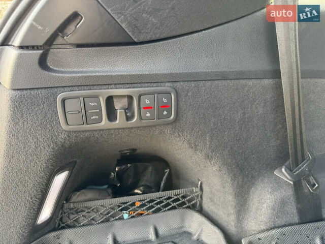 Черный Ауди Ку 7, объемом двигателя 3 л и пробегом 144 тыс. км за 33000 $, фото 33 на Automoto.ua