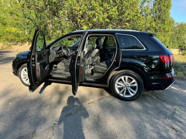 Черный Ауди Ку 7, объемом двигателя 3 л и пробегом 101 тыс. км за 30500 $, фото 7 на Automoto.ua