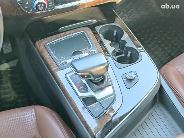 Ауди Ку 7 2018 в Харькове на Automoto.ua Черный Ауди Ку 7, объемом двигателя 3 л и пробегом 161 тыс. км за 33990 $, фото 19 на Automoto.ua