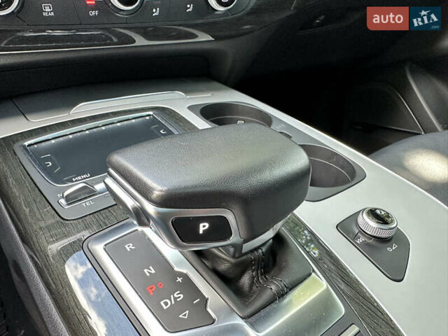 Черный Ауди Ку 7, объемом двигателя 1.98 л и пробегом 157 тыс. км за 28300 $, фото 45 на Automoto.ua