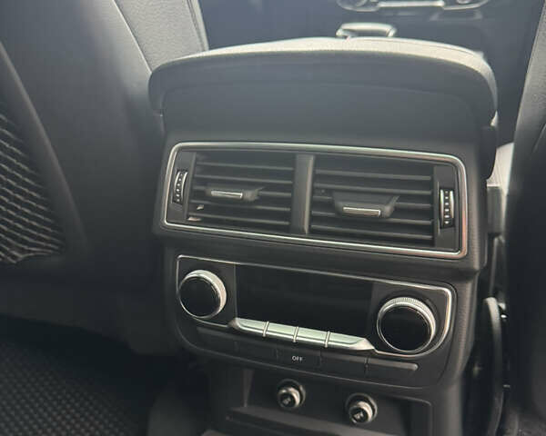 Черный Ауди Ку 7, объемом двигателя 1.98 л и пробегом 288 тыс. км за 23900 $, фото 23 на Automoto.ua