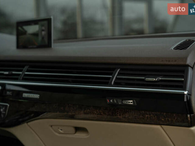 Чорний Ауді Ку 7, об'ємом двигуна 3 л та пробігом 117 тис. км за 31900 $, фото 32 на Automoto.ua