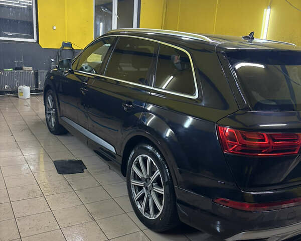 Черный Ауди Ку 7, объемом двигателя 3 л и пробегом 155 тыс. км за 29500 $, фото 3 на Automoto.ua