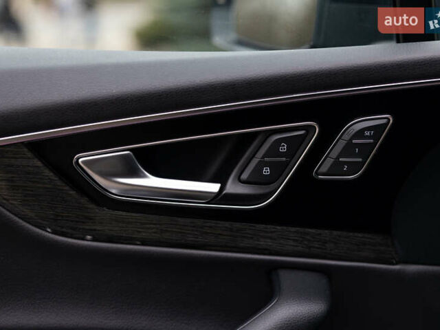 Чорний Ауді Ку 7, об'ємом двигуна 3 л та пробігом 238 тис. км за 23800 $, фото 21 на Automoto.ua