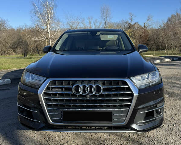 Чорний Ауді Ку 7, об'ємом двигуна 1.98 л та пробігом 100 тис. км за 41500 $, фото 1 на Automoto.ua