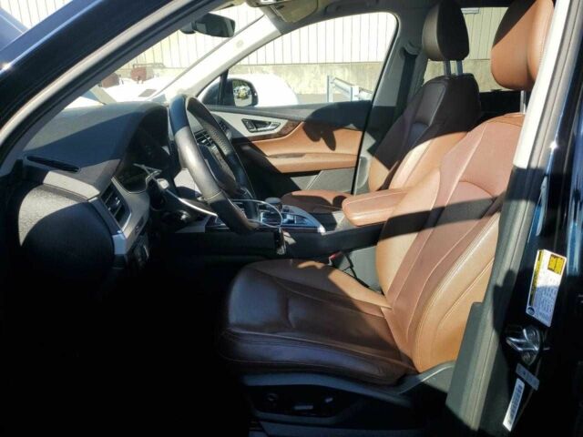 Ауди Ку 7 2018 в Киеве на Automoto.ua Черный Ауди Ку 7, объемом двигателя 2 л и пробегом 87 тыс. км за 8000 $, фото 6 на Automoto.ua