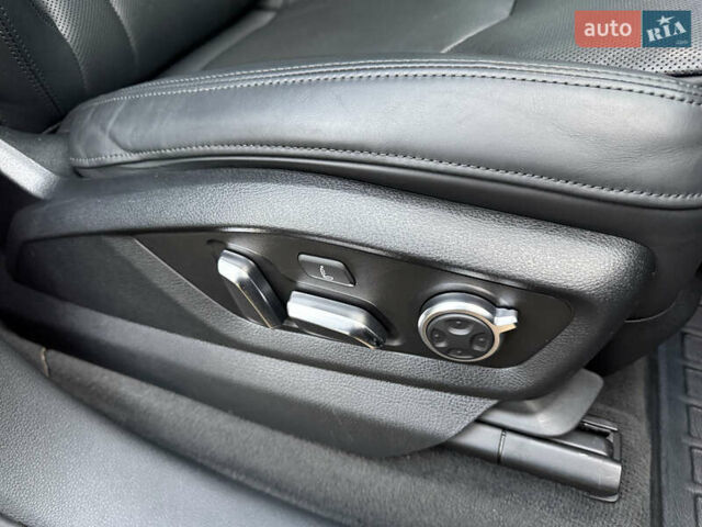 Чорний Ауді Ку 7, об'ємом двигуна 3 л та пробігом 137 тис. км за 36700 $, фото 133 на Automoto.ua