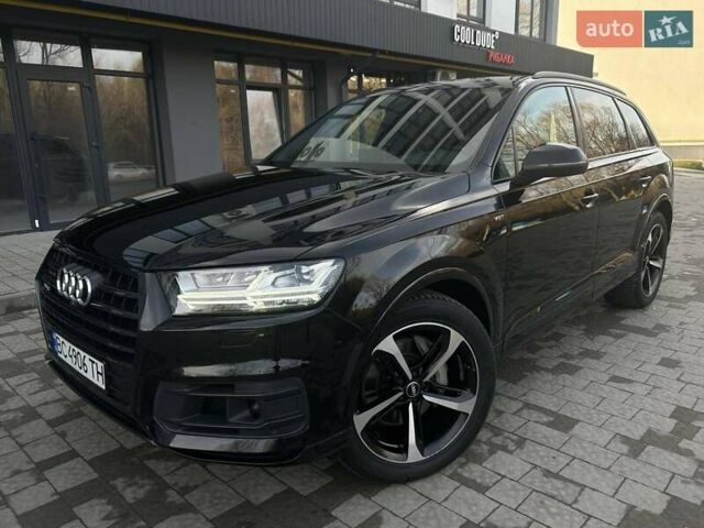 Черный Ауди Ку 7, объемом двигателя 3 л и пробегом 143 тыс. км за 32900 $, фото 2 на Automoto.ua