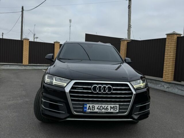 Черный Ауди Ку 7, объемом двигателя 3 л и пробегом 114 тыс. км за 36000 $, фото 1 на Automoto.ua