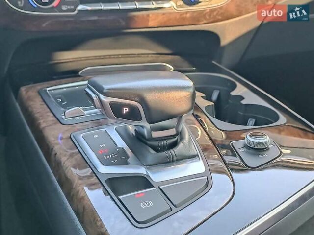 Черный Ауди Ку 7, объемом двигателя 3 л и пробегом 161 тыс. км за 32990 $, фото 20 на Automoto.ua