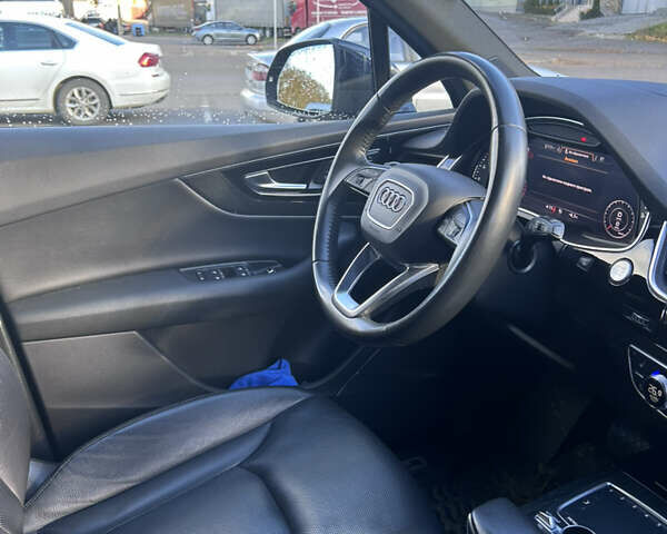 Чорний Ауді Ку 7, об'ємом двигуна 3 л та пробігом 110 тис. км за 33300 $, фото 10 на Automoto.ua