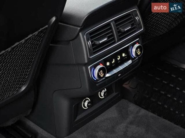 Черный Ауди Ку 7, объемом двигателя 3 л и пробегом 219 тыс. км за 45500 $, фото 44 на Automoto.ua