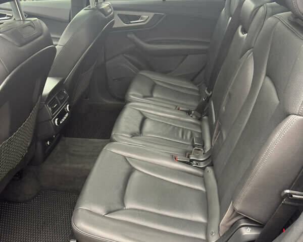 Черный Ауди Ку 7, объемом двигателя 1.98 л и пробегом 288 тыс. км за 23900 $, фото 17 на Automoto.ua