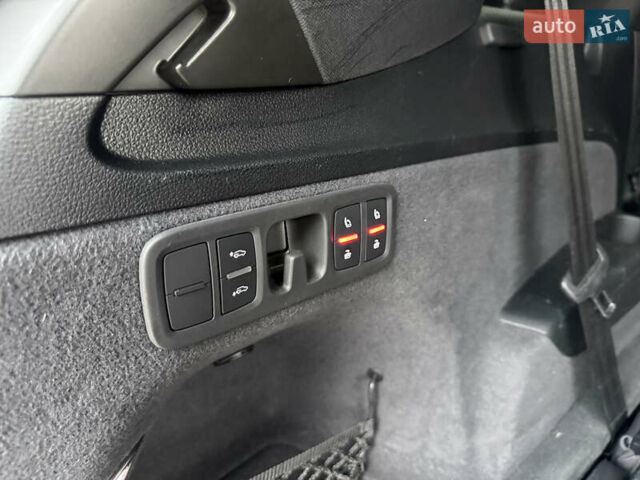 Чорний Ауді Ку 7, об'ємом двигуна 3 л та пробігом 137 тис. км за 36700 $, фото 114 на Automoto.ua