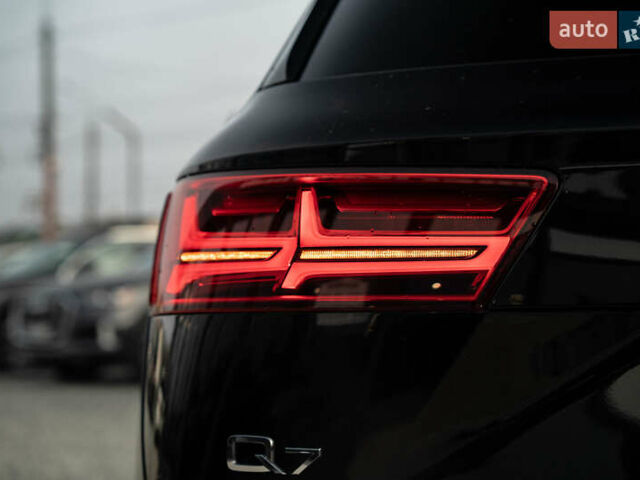 Чорний Ауді Ку 7, об'ємом двигуна 3 л та пробігом 117 тис. км за 31900 $, фото 6 на Automoto.ua