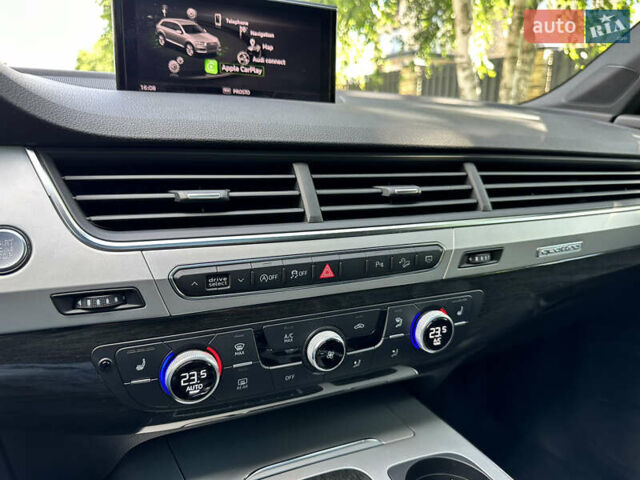 Черный Ауди Ку 7, объемом двигателя 1.98 л и пробегом 157 тыс. км за 28300 $, фото 46 на Automoto.ua