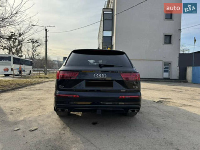 Черный Ауди Ку 7, объемом двигателя 3 л и пробегом 144 тыс. км за 33000 $, фото 1 на Automoto.ua