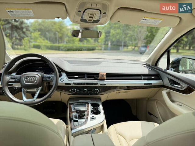 Чорний Ауді Ку 7, об'ємом двигуна 1.98 л та пробігом 84 тис. км за 45300 $, фото 12 на Automoto.ua