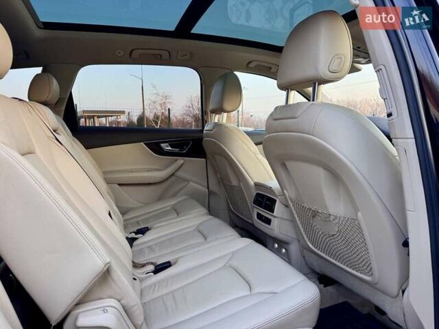 Чорний Ауді Ку 7, об'ємом двигуна 3 л та пробігом 180 тис. км за 24900 $, фото 22 на Automoto.ua