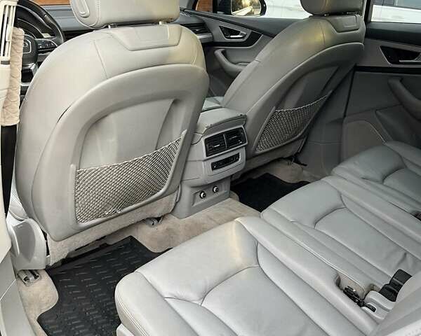 Черный Ауди Ку 7, объемом двигателя 2 л и пробегом 99 тыс. км за 21000 $, фото 12 на Automoto.ua