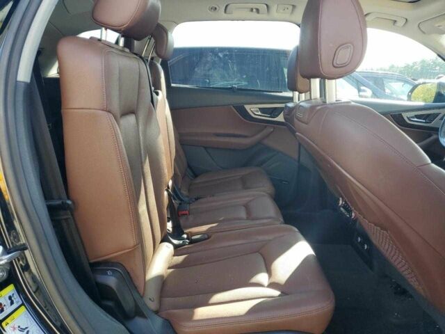 Ауди Ку 7 2018 в Киеве на Automoto.ua Черный Ауди Ку 7, объемом двигателя 2 л и пробегом 87 тыс. км за 8000 $, фото 10 на Automoto.ua