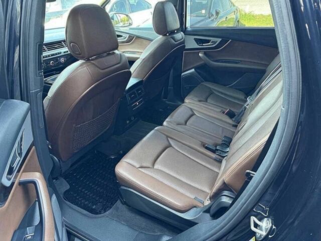 Черный Ауди Ку 7, объемом двигателя 2 л и пробегом 32 тыс. км за 6875 $, фото 9 на Automoto.ua