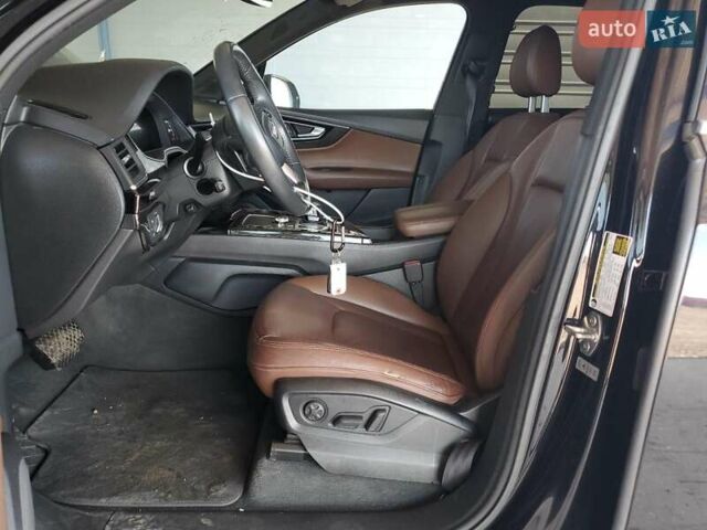 Черный Ауди Ку 7, объемом двигателя 3 л и пробегом 147 тыс. км за 10500 $, фото 6 на Automoto.ua